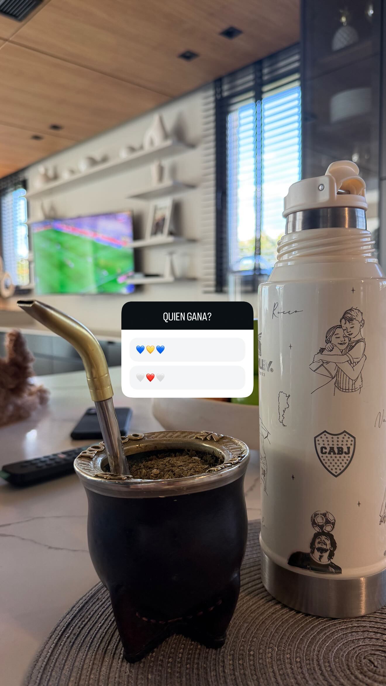 Natalie Weber alentó desde su casa y compartió la reacción de su marido, Mauro Zárate, durante el clásico