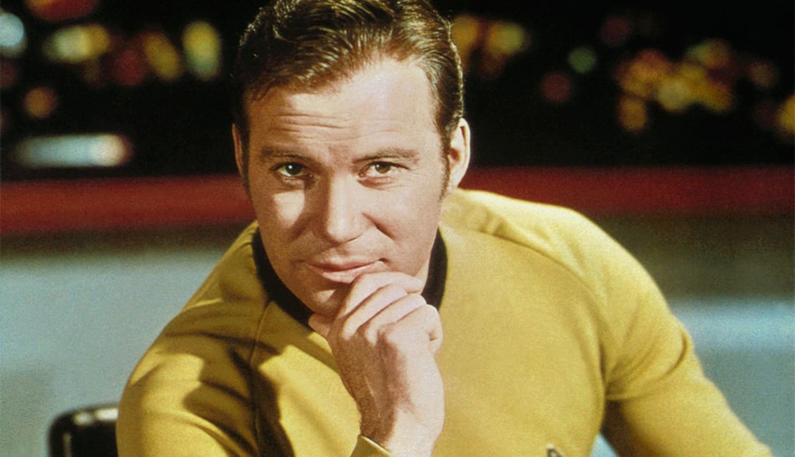 William Shatner viajó al espacio en 2021 a los 90 años a bordo de Blue Origin y dijo que la experiencia lo enfrentó con la fragilidad de la Tierra