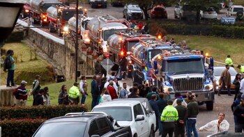 Entrega de carrotanques de la