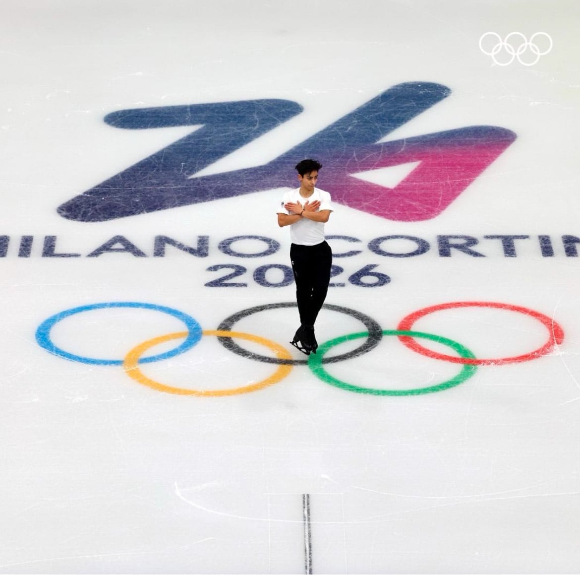 El patinador mexicano ya se prepara para lo que será su debut olímpico, donde entrará en pista el próximo 10 de febrero. (Instagram: @donovandcarr)