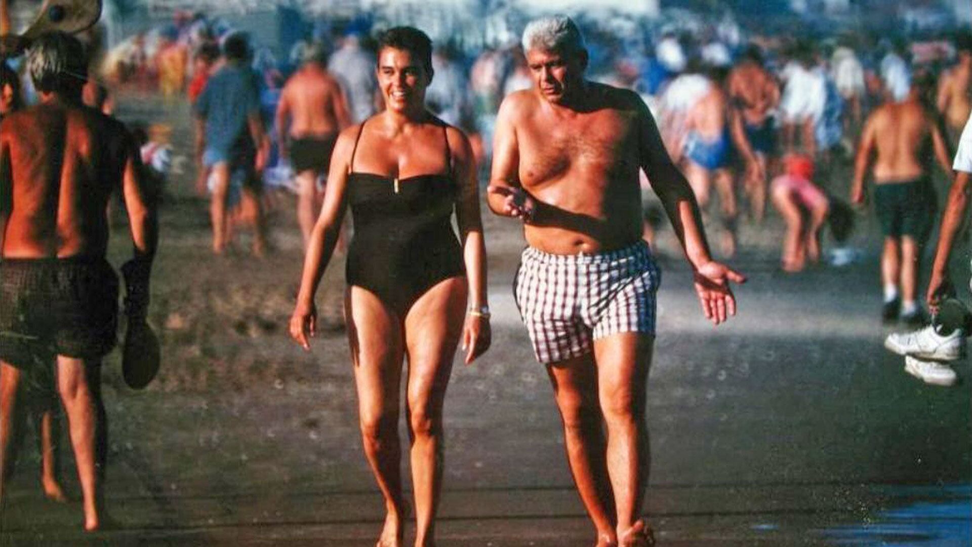 Alfredo Yabrán fue fotografiado por el periodista José Luis Cabezas en la localidad de Pinamar, en 1996 (José Luis Cabezas/Perfil)