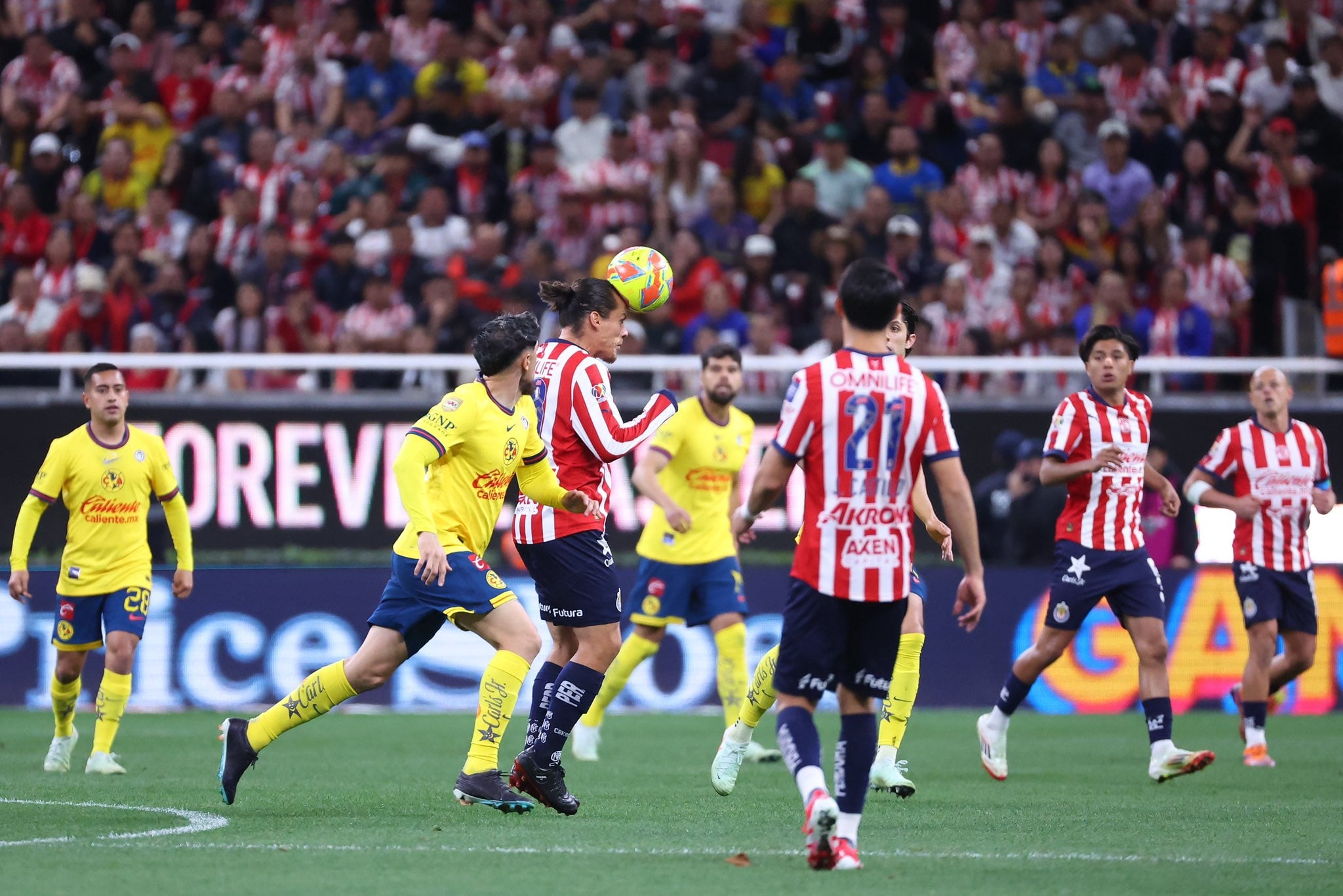 América busca su victoria 100 en Clásicos Nacionales. (X/@Chivas)