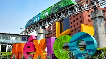 El AICM anunció la suspensión