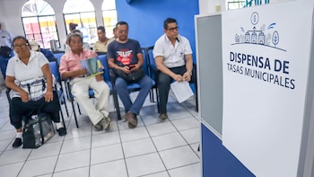 Proyecto de ley busca perdonar multas municipales en los 44 municipios de El Salvador