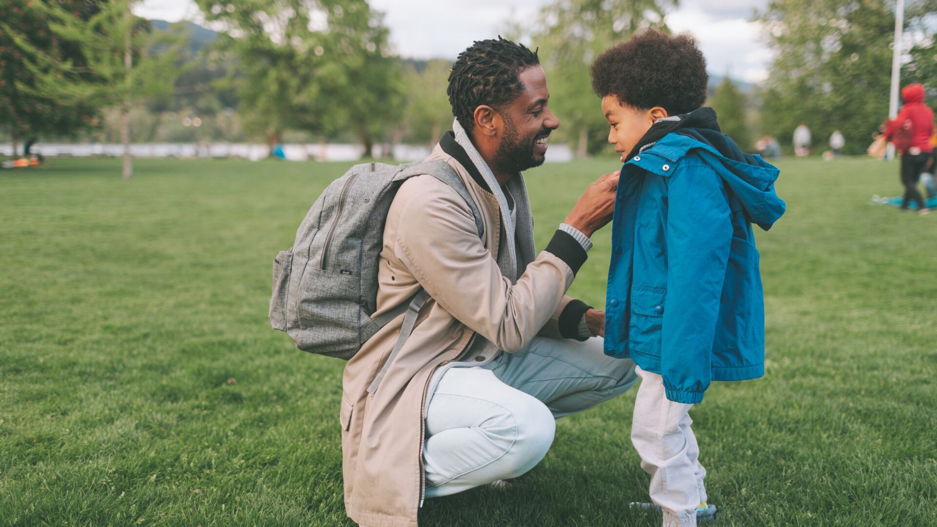 Honrando la figura paterna y el impacto que tienen en nuestras vidas. Feliz Día del Padre a todos los hombres valientes que ejercen este rol.