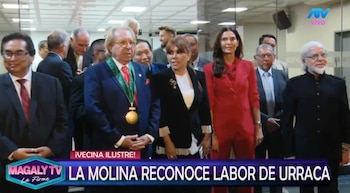 Magaly Medina es homenajeada en La Molina y Anthony Choy sorprende con inesperado piropo: “Las chicas más bonitas son de Venus”. Captura: Magaly TV La Firme.