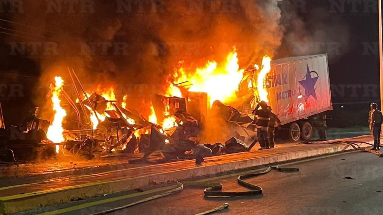 Los narcobloqueos se registraron en varias zonas de Zacatecas. (X @NoemiLuna_Zac)