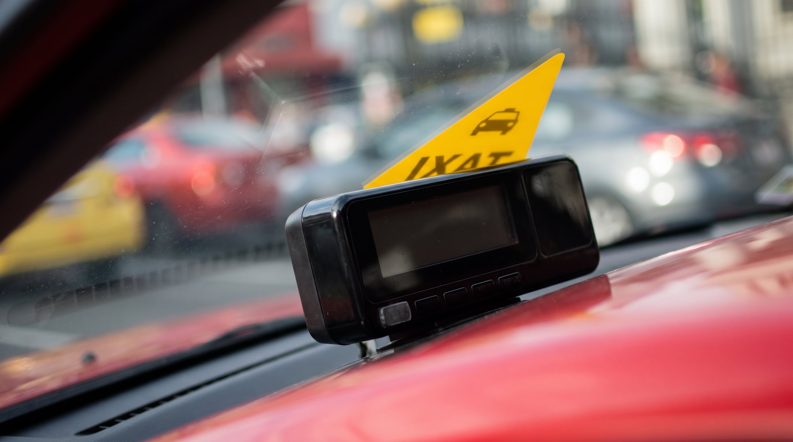 La principal versión del caso indica que Dodani Estrada viajó con un taxista y que ambos fueron privados de libertad el mismo día. (Imagen Ilustrativa Infobae)
