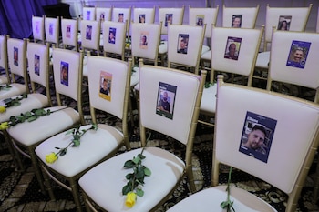 Fotos de rehenes secuestrados durante