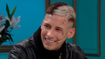 L-Gante lució su nueva sonrisa