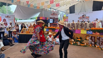 La tradición del Xantolo vuelve a Huejutla: estas son las fechas para vivir las ofrendas y danzas de la Huasteca