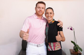 Canelo se reunió con Claudia Sheinbaum en la Casa de Campaña de la candidata ( EFE/Casa de Campaña de Claudia Sheinbaum)