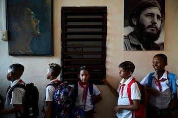 Entre pocas luces, Cuba inicia un nuevo año escolar con una crisis energética nacional
