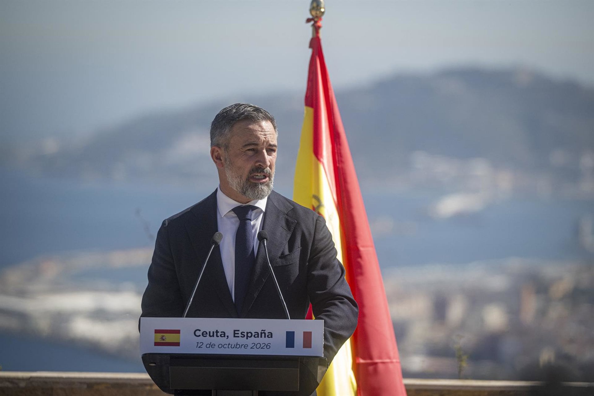 Abascal urge a elegir entre "prosperidad, libertad y orden" o "inmigración, caos y subdesarrollo" en las elecciones