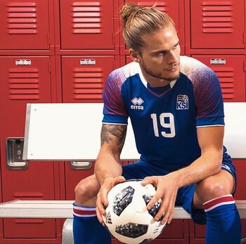 Rurik Gislason representó a Islandia