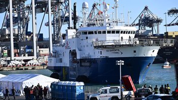 El barco humanitario Geo Barents rescata a 146 personas en dos operaciones cerca de Libia