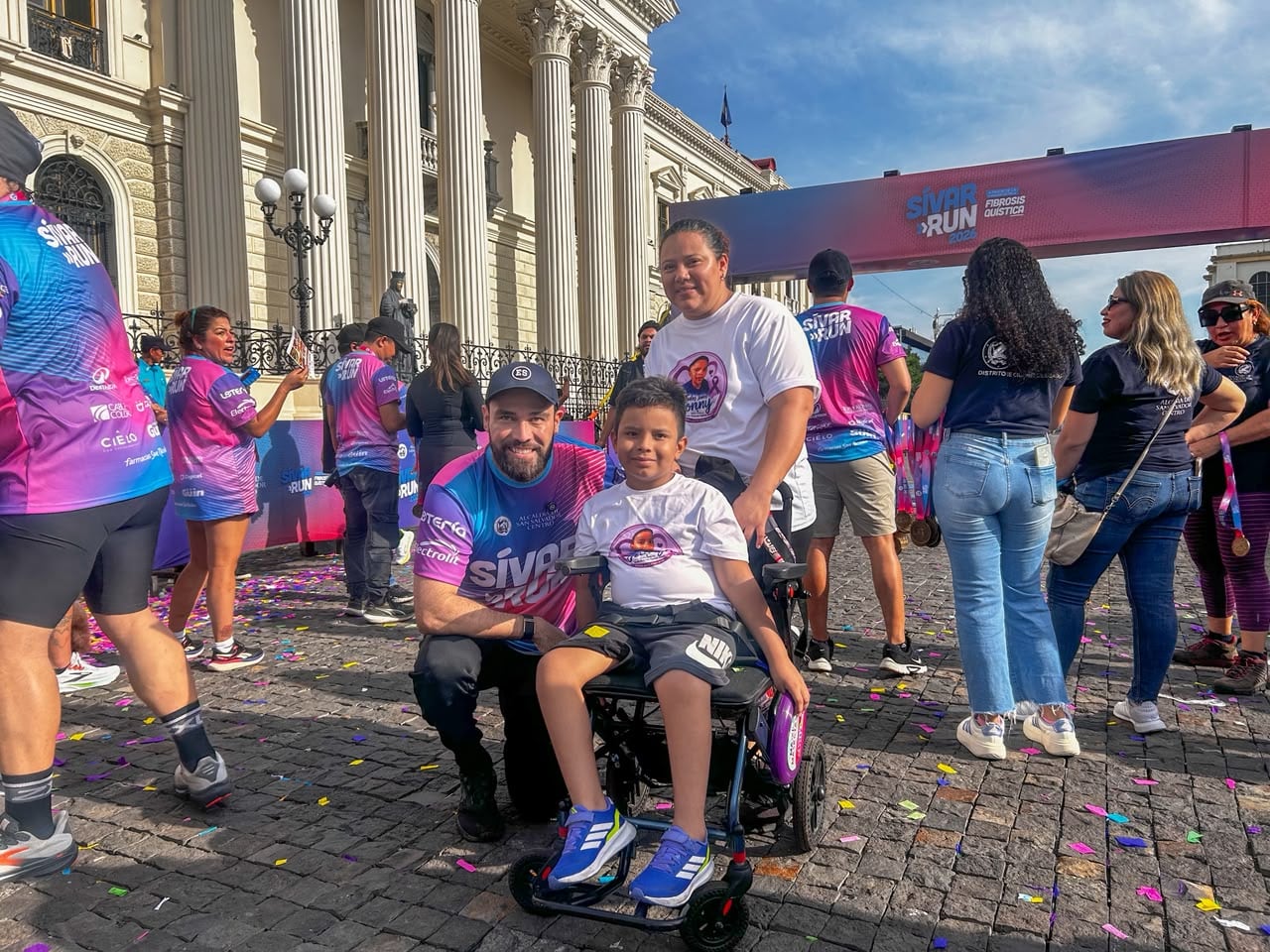 La Sívar Run se consolidó como una actividad anual de recaudación para la Fundación Contra la Fibrosis Quística del Hospital Benjamín Bloom. (Foto cortesía Alcaldía de San Salvador Centro)