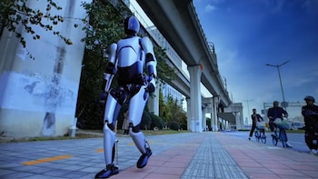 Este robot humanoide logró un