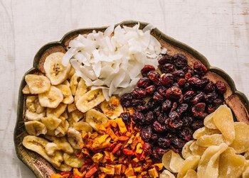 Las frutas deshidratadas aportan potasio,