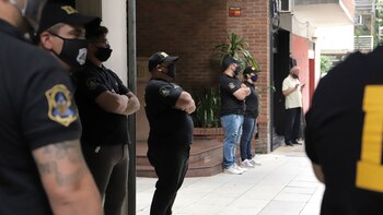 Policía Bonaerense en el allanamiento