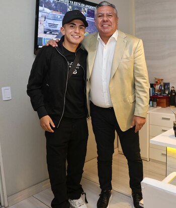 Thiago Almada fue recibido por