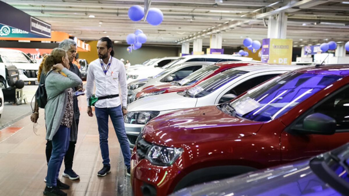 Por qué tener moto o carro en Colombia ahora está más costoso pese a caída del dólar: qué es lo que está pasando con los repuestos - Infobae