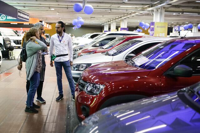 El mercado automotriz en Colombia marcó un crecimiento del 38,7% en matriculación de vehículos nuevos durante enero de 2026 - crédito Colprensa