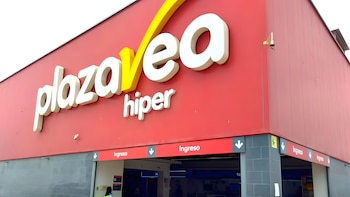 Multan a Plaza Vea con