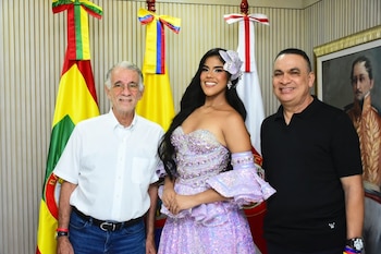 La reina fue presentada por