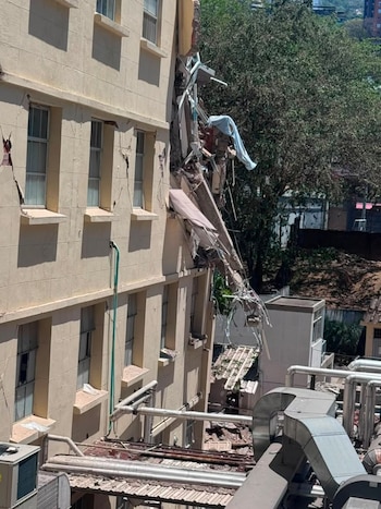 El Hospital Universitario del Valle de Cali evacuó a más de 600 pacientes tras el colapso de pisos por el terremoto - crédito Gobernación del Valle del Cauca