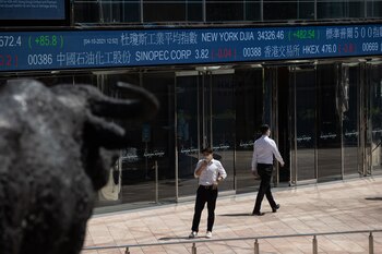 Las acciones de Evergrande cayeron