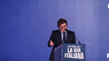 Milei llama "dictador criminal" a