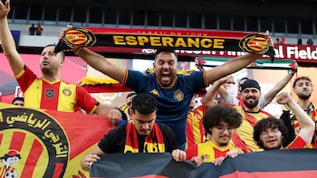 La hinchada del Esperance de