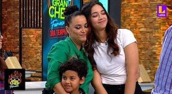 Mariella Zanetti con sus hijos