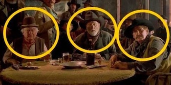 Dub Taylor, Harry Carey Jr. e Pat Buttram aparecem juntos em um pub de Hill Valley em 1885 (Universal/Capture)