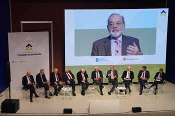 01-12-2021 Carlos Slim traslada su