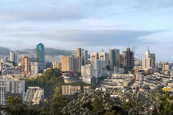 La ciudad registró una caída de 3,5 puntos porcentuales en pobreza monetaria y de 0,6 puntos en pobreza extrema durante 2025. - crédito Alcaldía de Manizales