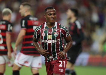 Jhon Arias celebrando un gol en el Clásico Carioca ante Flamengo - crédito Ricardo Moraes / REUTERS