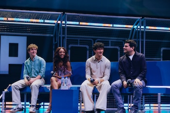 Los protagonistas: Walker Scobell, Leah