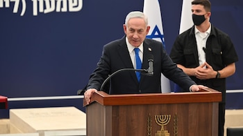 Netanyahu celebra la caída de los bastiones de Hezbolá en Beaufort y Ali Taher