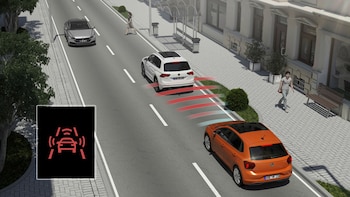 Si el conductor no reacciona ante el riesgo de accidente, el asiste para que los frenos funcionen al máximo