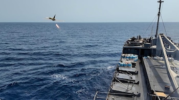 Dos buques han sido atacados