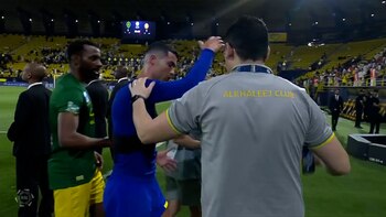 Escándalo con Cristiano Ronaldo: empujó a un auxiliar del equipo rival tras el empate que alejó al Al Nassr de la chance de pelear por el título en la Saudi League