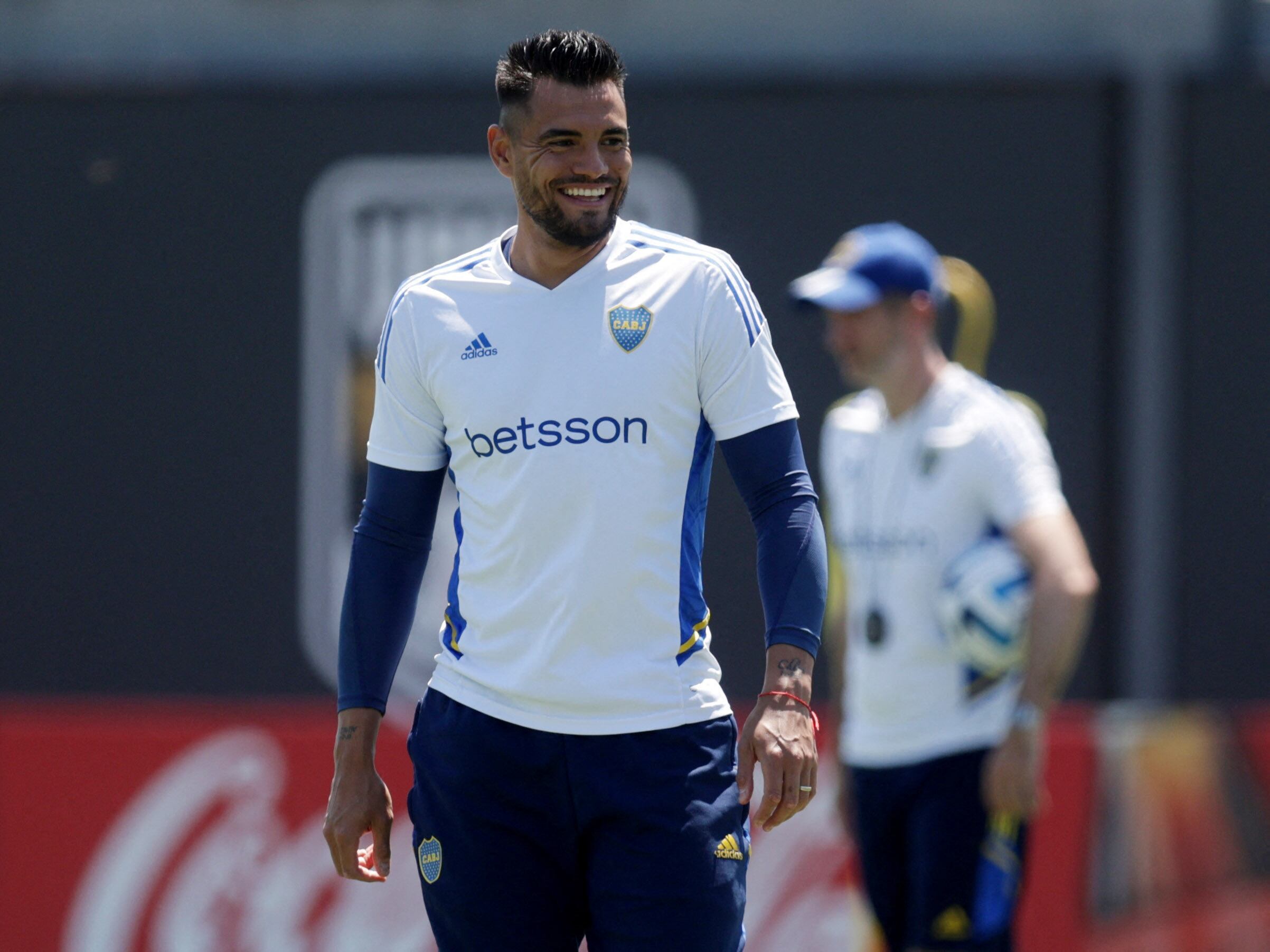 Sergio Romero jugaría únicamente la Copa Argentina con Argentinos Juniors (Crédito: Reuters/Ricardo Moraes)