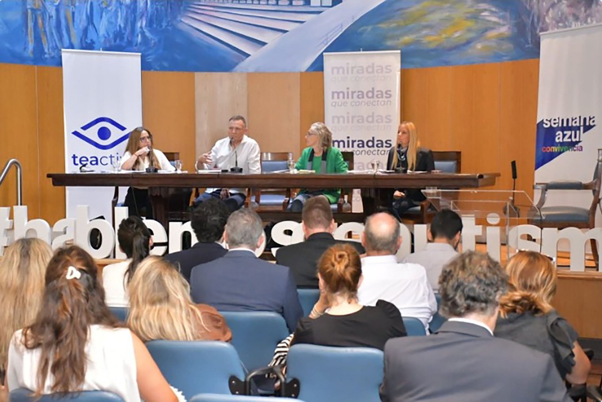 Las voces de madres, profesionales y referentes sociales destacan la urgencia de decisiones estructurales para garantizar el acceso a derechos de las personas con autismo en Argentina