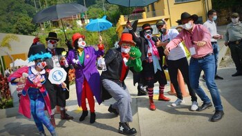 Artistas durante el diálogo nacional