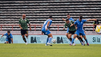 Aldosivi y Estudiantes de Río Cuarto juegan una final anticipada por la permanencia en Mar del Plata