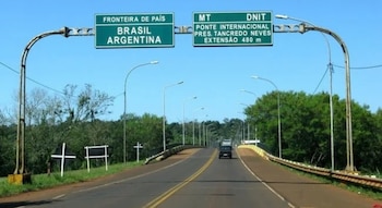 El sospechoso intentaba cruzar desde el lado brasileño (Gentileza: Misiones Online)