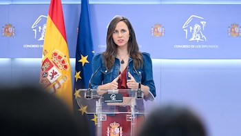 Podemos dice que la gente "no quiere elecciones, sino soluciones" y recuerda a Sánchez que tiene el BOE