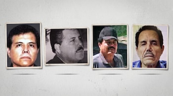 Cuatro fotografías con bordes desvanecidos de un hombre, Ismael Zambada, en distintas edades, sobre un fondo gris claro.